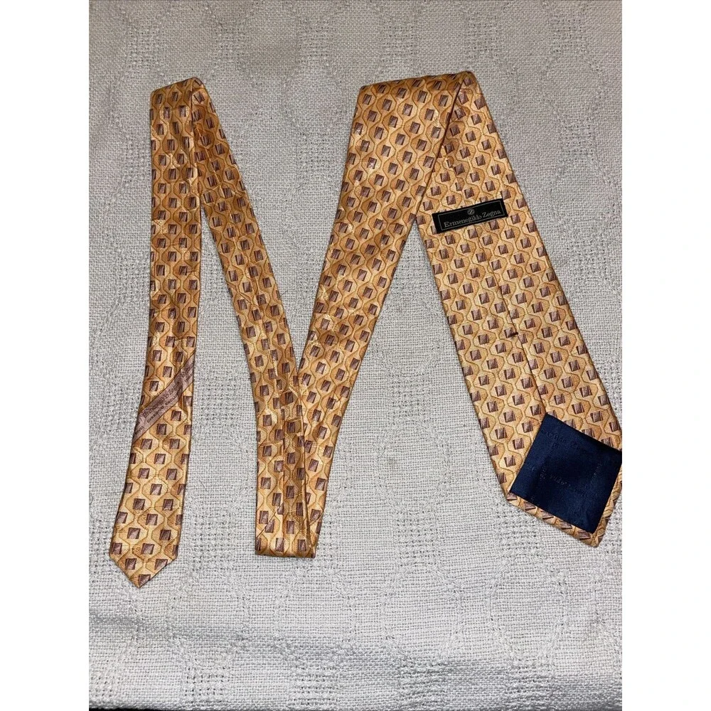 Ermenegildo Zegna Men’s Dress Tie Size 57” 3.5” Yellow Geometric Business Formal